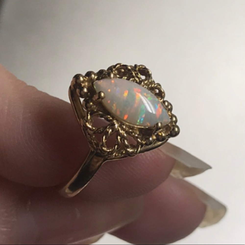 Opal ring 14k gold